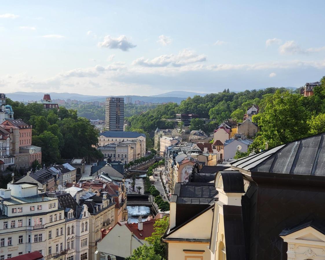 Excellent Apartments Central 3 Min Walk From The Colonnade Karlovy Vary Kültér fotó